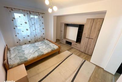 Garsonieră decomandată în Central - 2