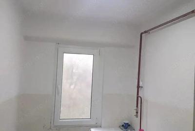 Apartament cu 2 camere semidecomandat în Micro 38 - 5