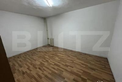 Spațiu comercial, de 467 mp, în Central