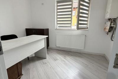 Spațiu comercial, de 50 mp, în Central