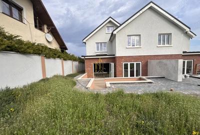 Casă în Șcheia - 9