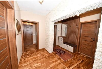Apartament cu 4 camere decomandat în Micro 17 - 10
