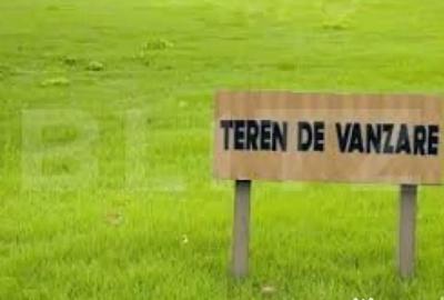 Teren de 2150 mp, în Obcini