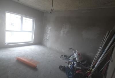 Casă cu 4 camere în Central - 2