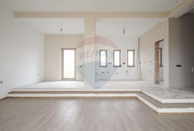 Casă cu 5 camere cu Teren 500 Mp în Tărlungeni - 2