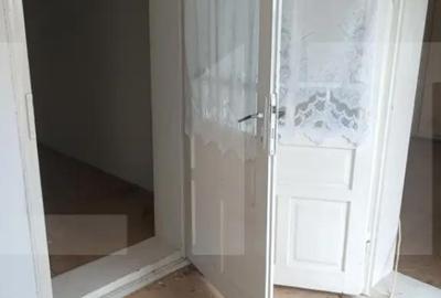 Casă cu 3 camere cu Teren 2707 Mp în Central - 6