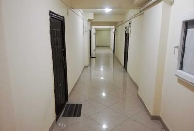Apartament cu 2 camere decomandat în Roșu - 2