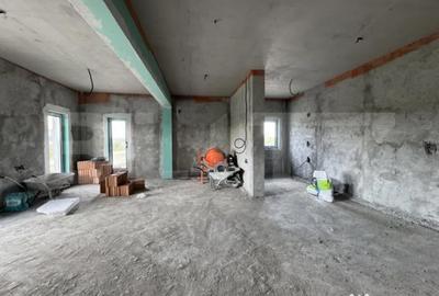 Casă cu 4 camere cu Teren 390 Mp în Central - 4