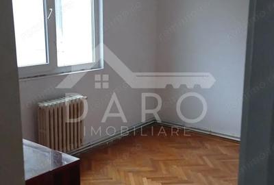 Apartament cu 3 camere decomandat în Central - 7