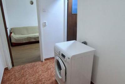 Apartament cu 2 camere semidecomandat, mobilat în Banat