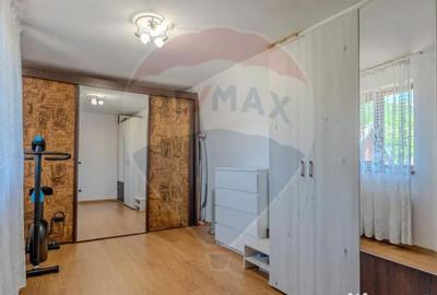 Casă cu 5 camere cu Teren 540 Mp în Ucea - 2