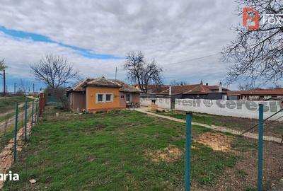 Casă cu 2 camere cu Teren 403 Mp în Ronaț - 2