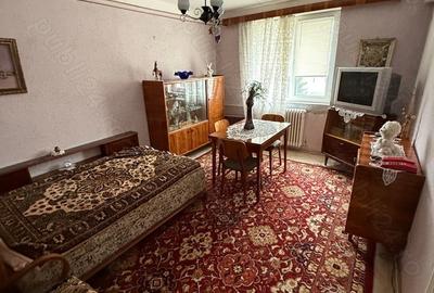 Apartament cu 2 camere decomandat în Centrul Vechi - 8