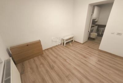 Garsonieră semidecomandată, mobilată în Universitate - 2