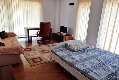 Apartament 1 camere, Centru, zona UMF si USAMV - 1