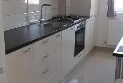 Apartament cu 2 camere decomandat în Torontalului