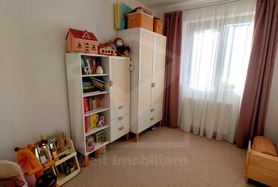 Apartament cu 3 camere semidecomandat, mobilat în Borhanci - 5