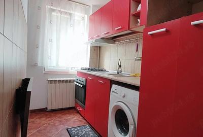 Apartament cu 3 camere decomandat în Sud - 4