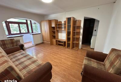 Apartament cu 2 camere semidecomandat în Central - 1