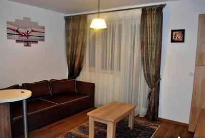 1 camera in zona Lipovei