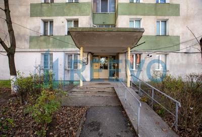 Apartament de vanzare cu doua camere, decomandat - str Cornisa Bistritei Bacau! - 25