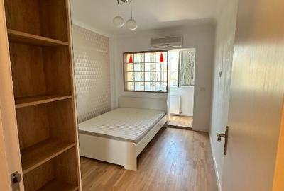 Apartament cu 3 camere semidecomandat în 1 Mai - 8