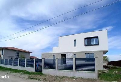 Casă cu 4 camere în Odăile - 19