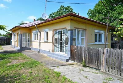 Casă individuală cu 4 camere cu Canalizare în Puchenii Mari - 1