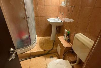 Apartament cu 3 camere semidecomandat în Micro 16 - 6