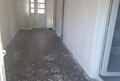 Casă cu Teren 1000 Mp în Criva de Sus