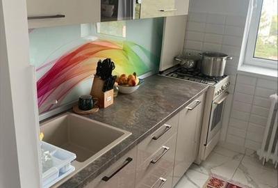 Apartament cu 2 camere decomandat în Republicii - 2