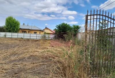 Teren de 1800 mp, în Movilița - 2