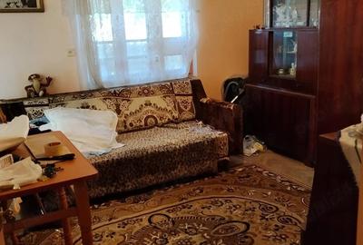 Casă cu Teren 558 Mp în Ișalnița - 3