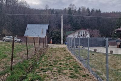 Teren Construcții intravilan de 584 mp, în Sadu - 5