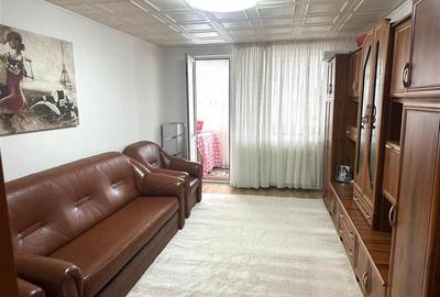 Apartament cu 3 camere decomandat, mobilat în Central - 2