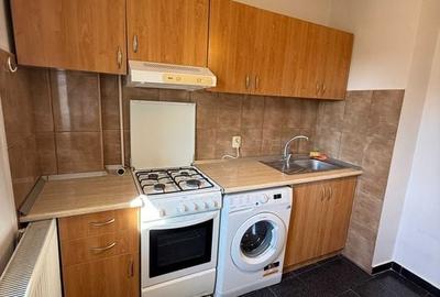 Garsoniera Unirii - Goga, stradal, mobilata si utilata modern, renovata, libera Garsoniera Unirii - Goga, stradal, mobilata si utilata modern, renovata, libera - 5