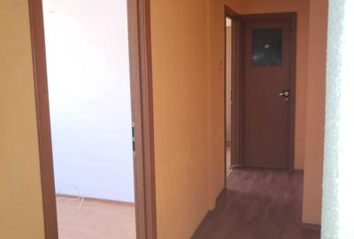 Apartament cu 3 camere decomandat în Central - 1
