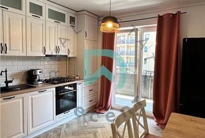 Apartament cu 2 camere decomandat în Tractorul - 4
