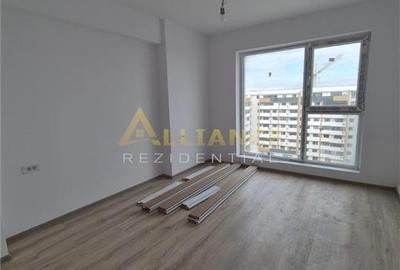 Penthouse cu 3 camere decomandat în Central - 2