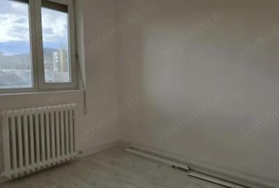 Apartament 3 camere in Deva, zona Dacia-Liceul Auto - 2