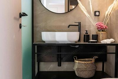 Apartament cu 2 camere decomandat în Noua