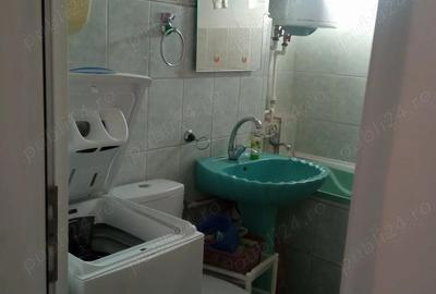 2 semidecomandate,Micro 16 - 1