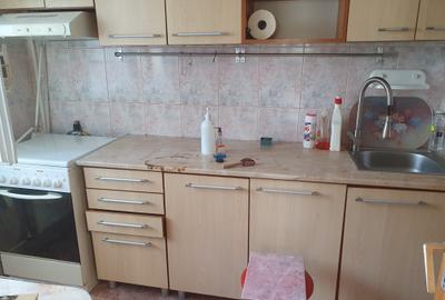 Vanzare 3 camere-decomandat-5 din 10-Dr Taberei-V Ialomitei-bl 75-liber-110000E - 17