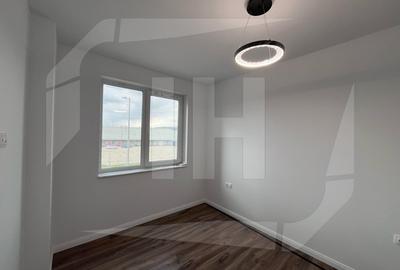 Apartament 3 camere, etaj intermediar, Zona Vivo - 4
