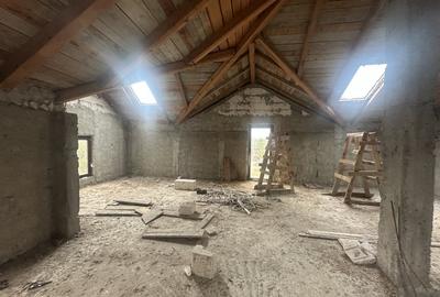 Casa la rosu cu teren 1248 mp | Misleanu, Ialomita | Comision  Cumparator 0 | - 19