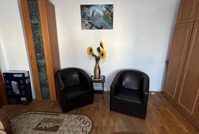 Apartament cu 2 camere semidecomandat în Central - 1