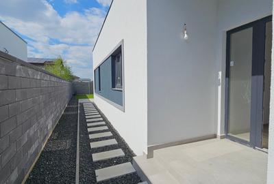 Duplex cu 4 camere cu Teren 350 Mp în Moșnița Nouă - 3