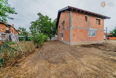 Casă la roșu de vânzare  in Vinga - 23