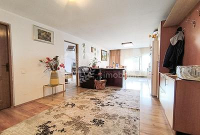 Apartament cu 3 camere semidecomandat, mobilat în Plopilor - 7