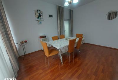 Casă cu 6 camere cu Teren 390 Mp în Micro 3 - 3
